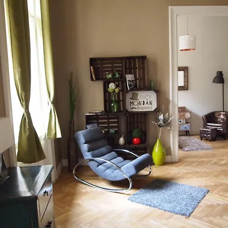 Mondain Apartamento *