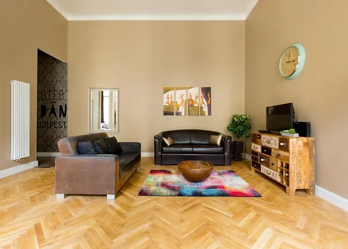 Mondain アパート