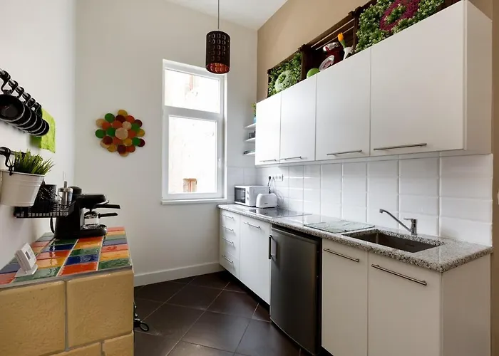 Mondain アパート